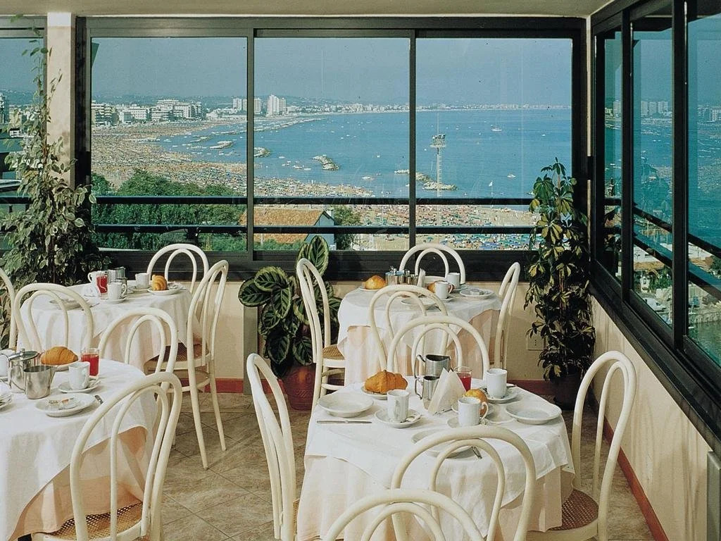 Hotel Murex