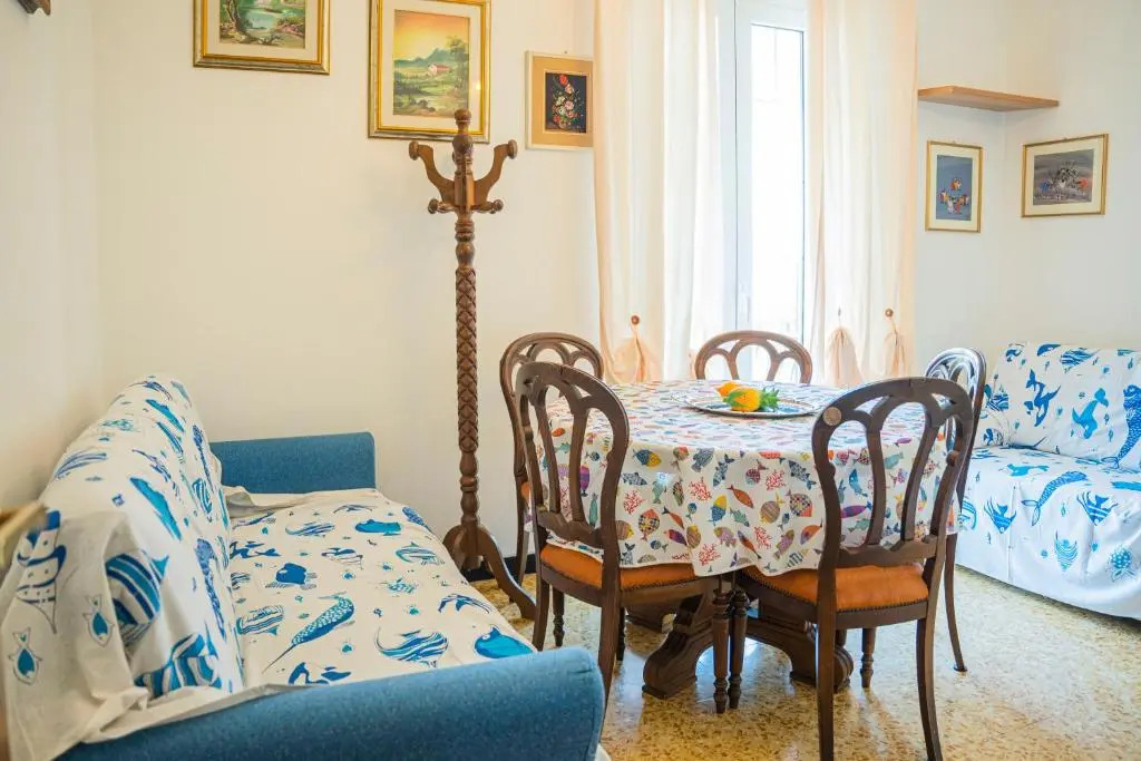 058 - Villa Tassani VISTA MARE, 10 minuti dalla SPIAGGIA e MARE