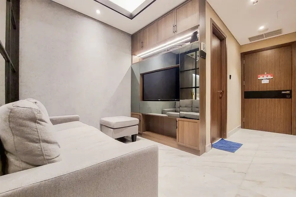 Modern Sophisticated 1Br At The Smith Alam Sutera Apartment