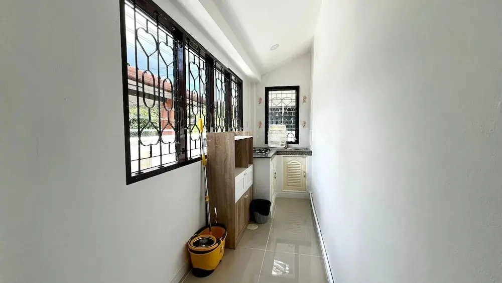 Baiyok Villas Near Kathu Waterfall