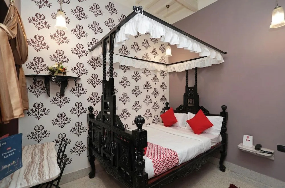 OYO 22297 Hotel 86b