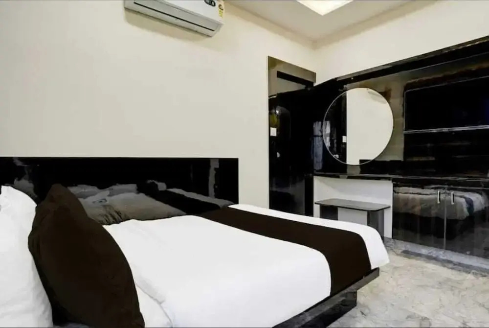 Hotel Shubham Inn Thaltej Ahmedabad