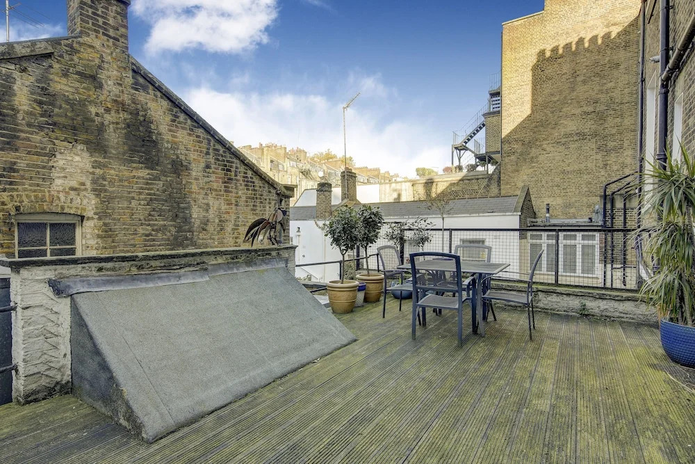 Luxury flat & terrace Hyde Park Stables