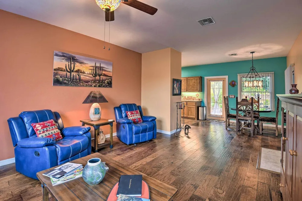 Shared Backyard & Hot Tub: Restful Mesa Retreat!