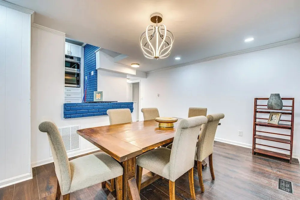 Charming Atlanta Home w/ Yard: 7 Mi to Downtown!