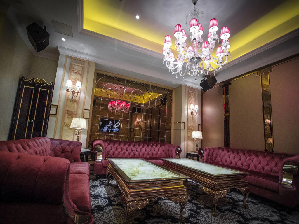 Shanghai Fuyue Hotel