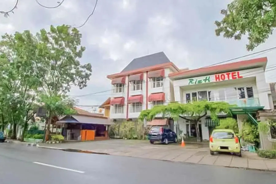 Rizh Garden Family Hotel