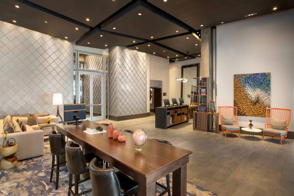 Twelve Downtown, Autograph Collection