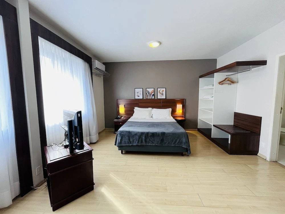 Apartment 604