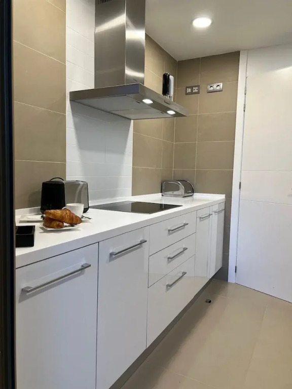 Intempo up to 6 by Leo Apartments