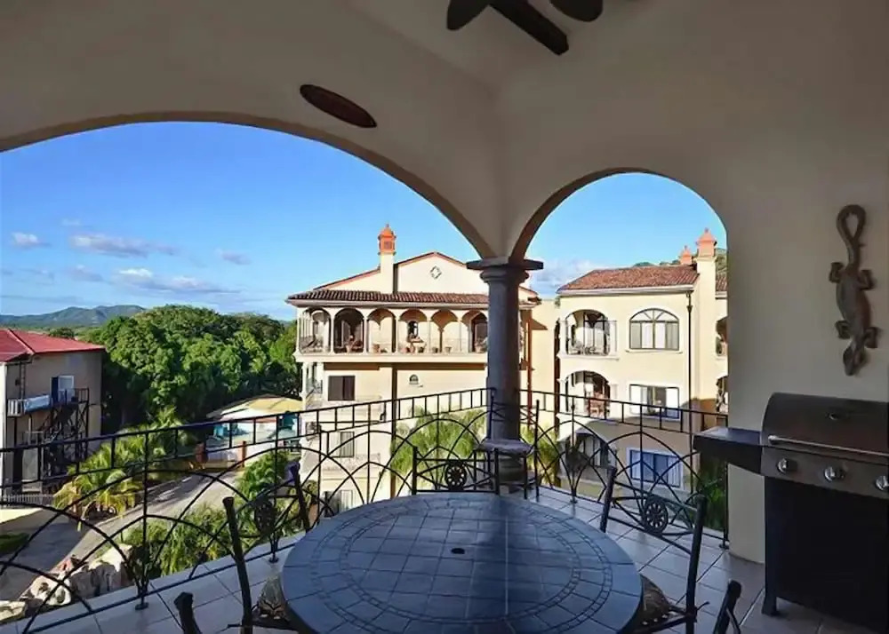 Stay in Tamarindo Condominiums