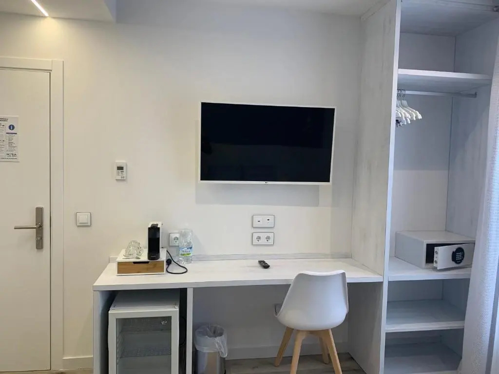 Nerja Casual Rooms