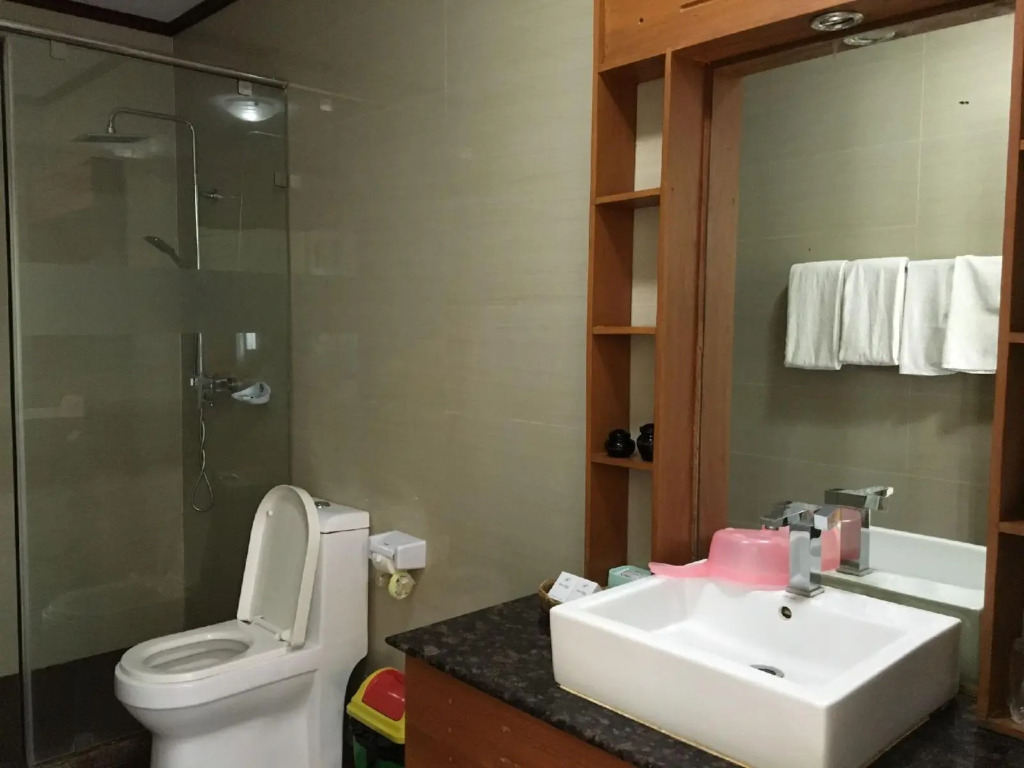 Attran Hotel
