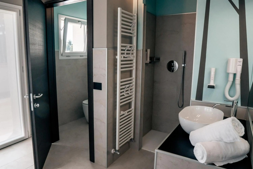 K MODERN HOTEL