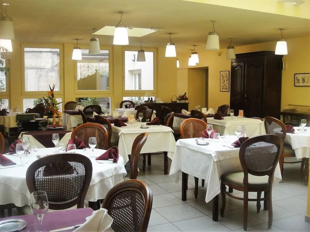 Logis Hôtel Restaurant de lEcu