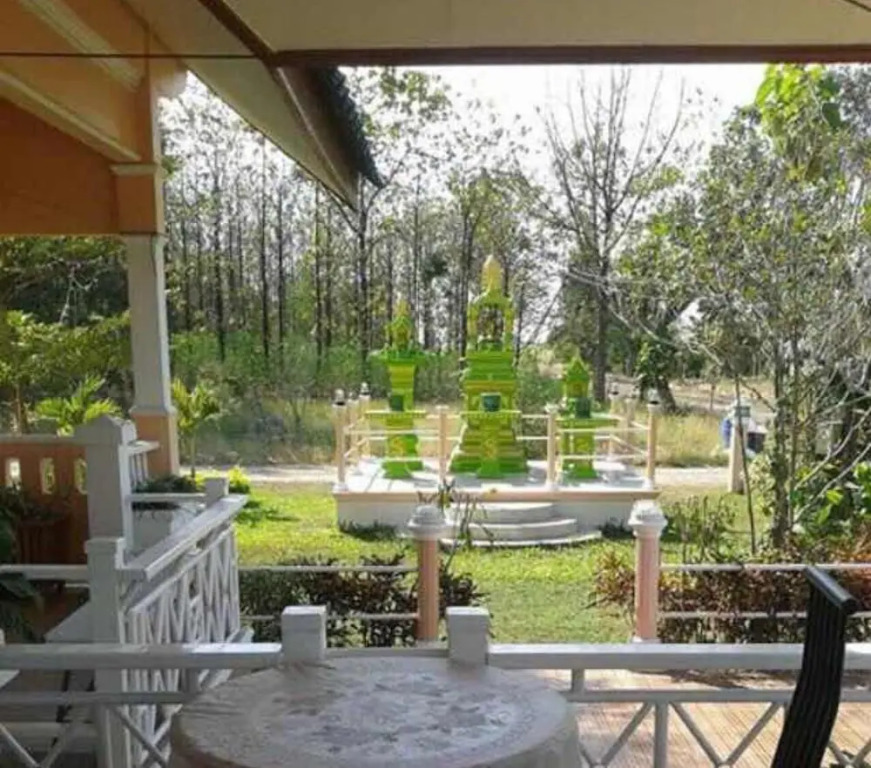 Mourakot Resort