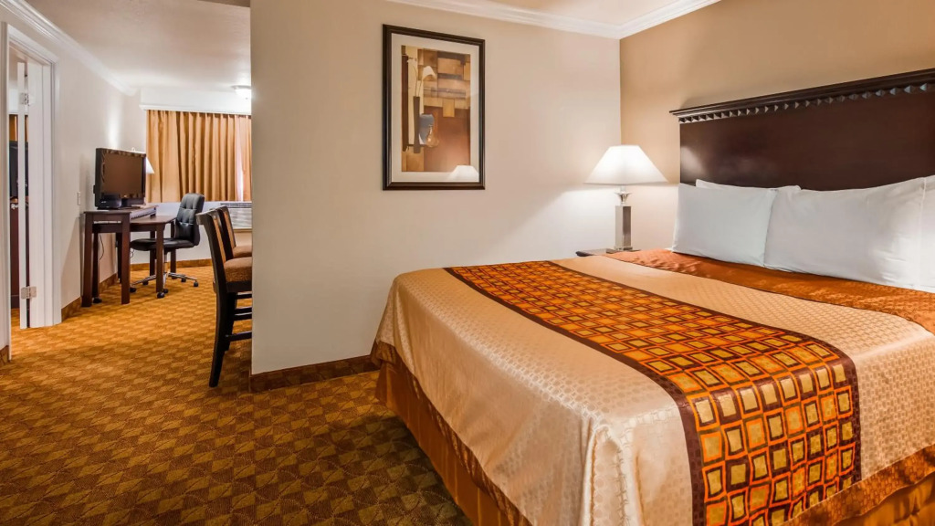 Lompoc Valley Inn and Suites