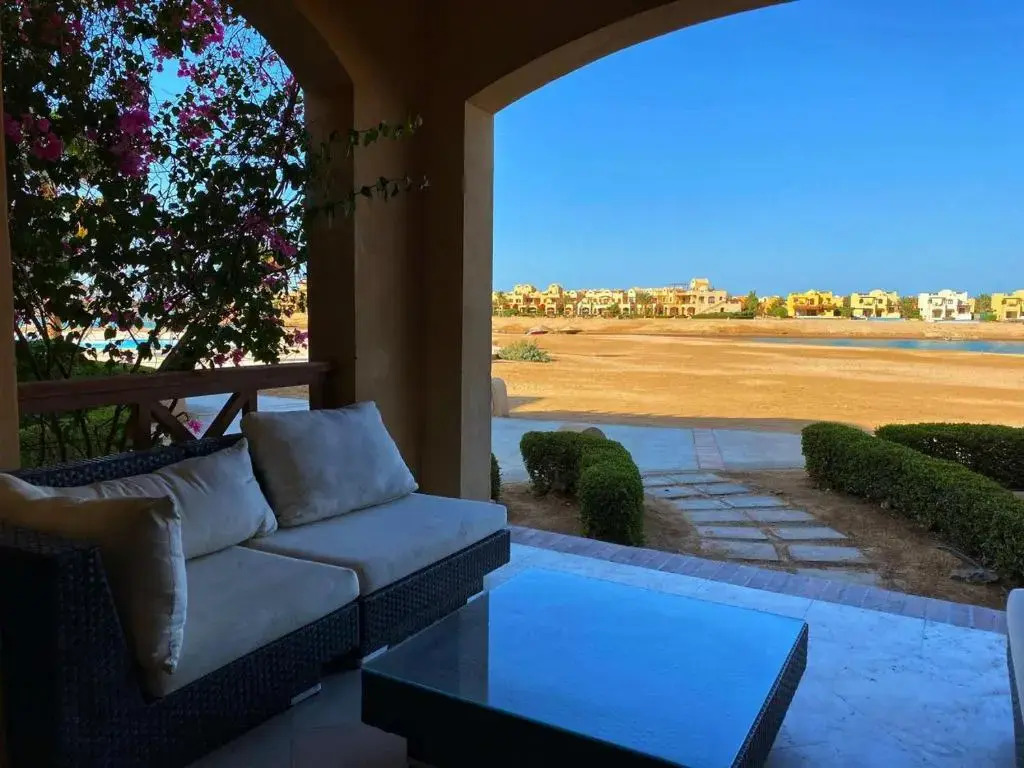 Gouna Sabina 1 BR pool and lagoon