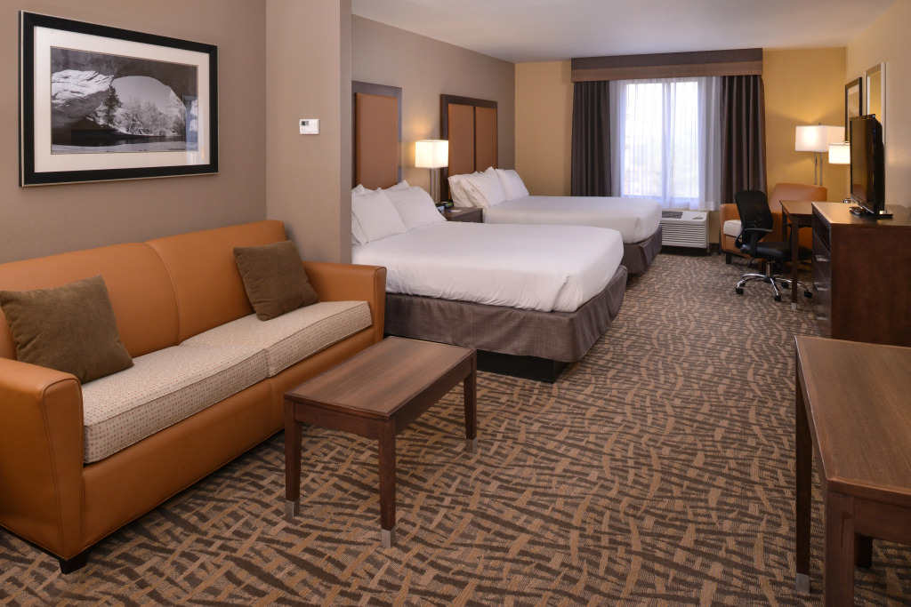 Holiday Inn Express & Suites Page - Lake Powell Area by IHG