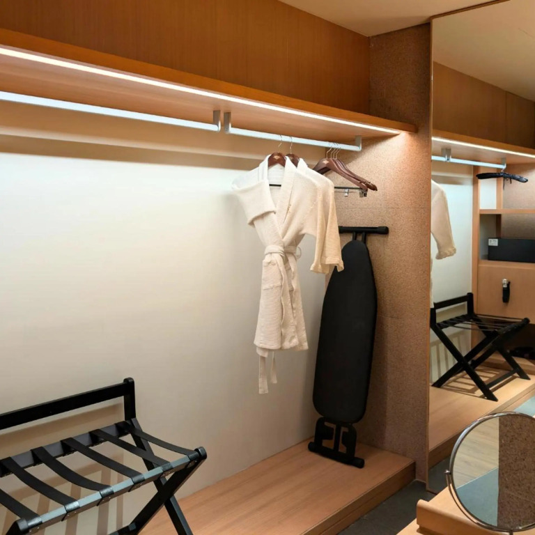 Hotel Tentrem Jakarta