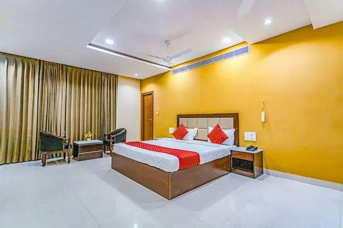 Fabhotel Prime Manor
