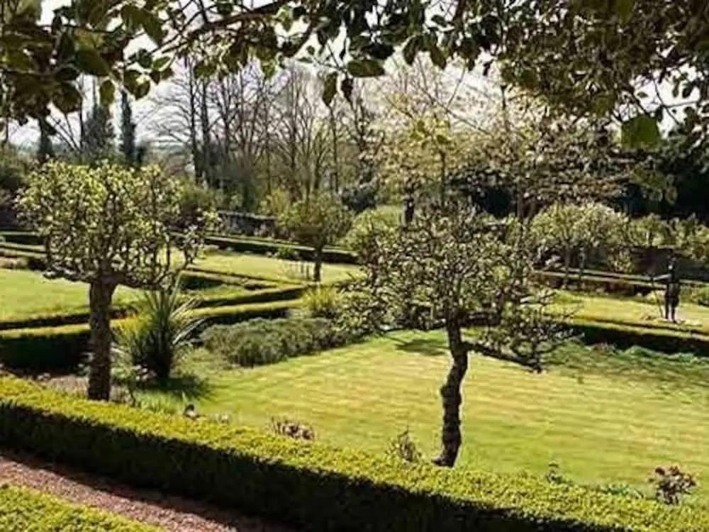 Waren House Hotel