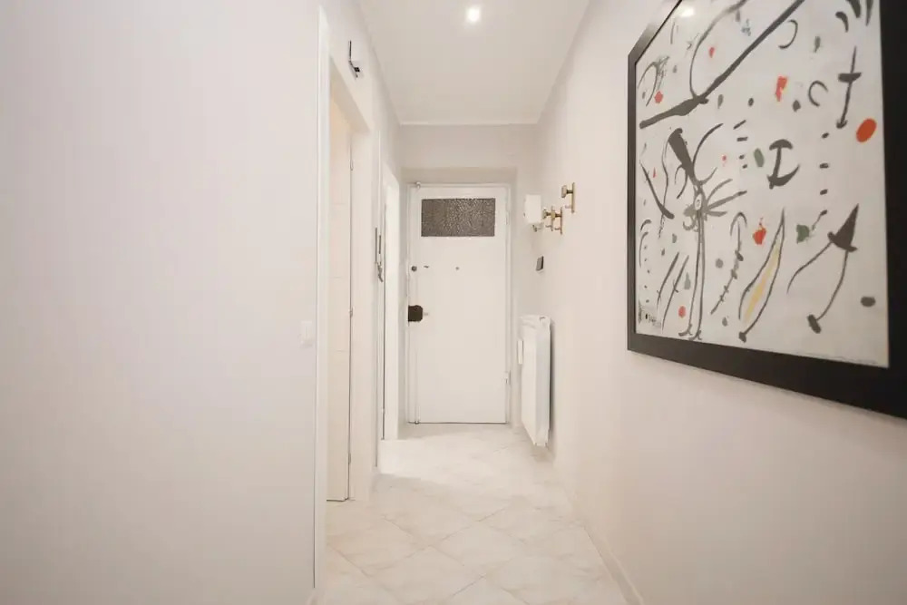 Rome Flat 42 by Ghor