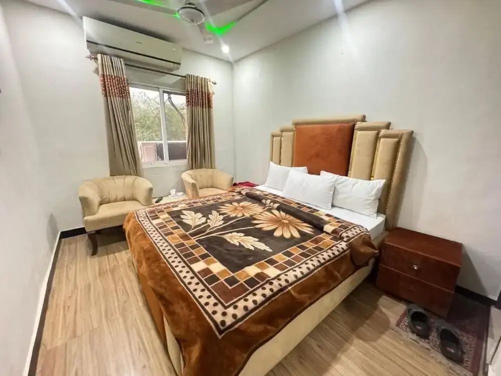 Millat Hotel G9-4