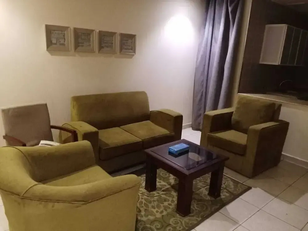 Towlan Hotel Suites 1