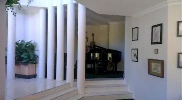 The Vines Avenue Guesthouse