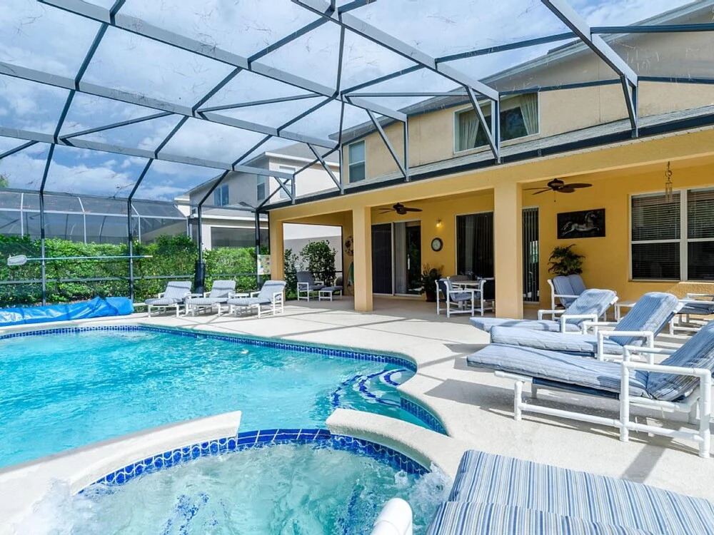 Emerald Island Resort by Florida Star Vacations
