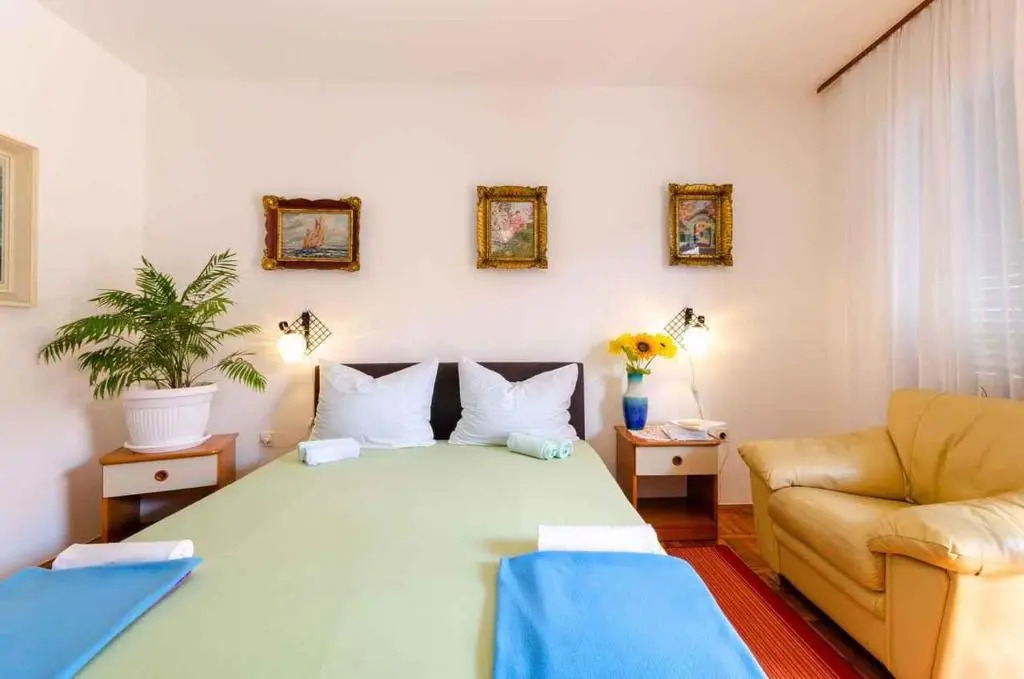 Apartment in Jadranovo 39395