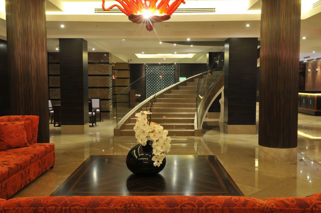 Hotel Çelik Palas Convention Center & Thermal SPA