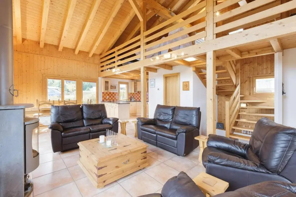 La Taniere Cozy Chalet With Incredible Views and Parking