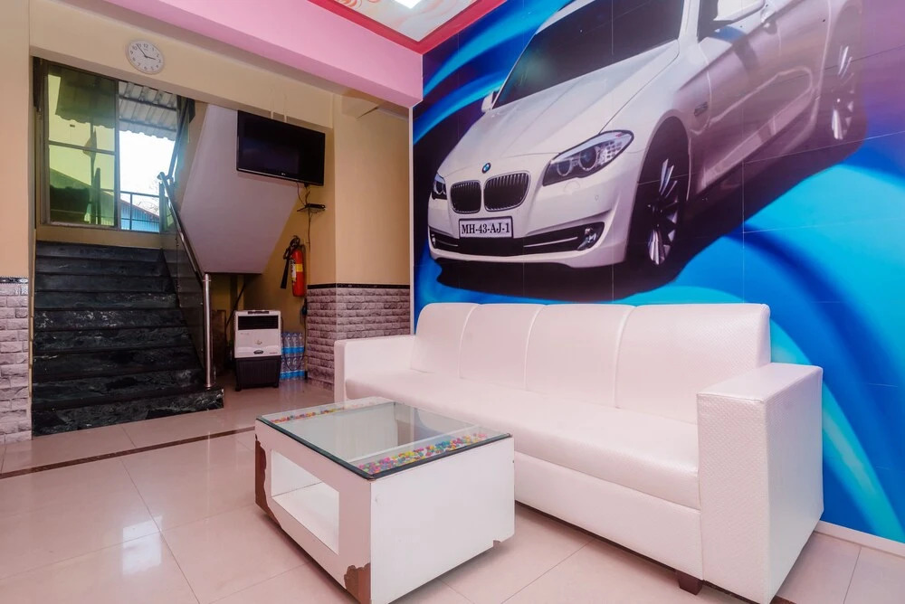 OYO 29550 Hotel Nivara