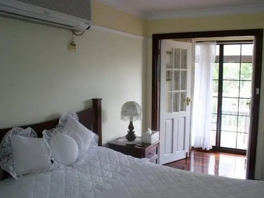 The Hideaway Luxury B&B Retreat