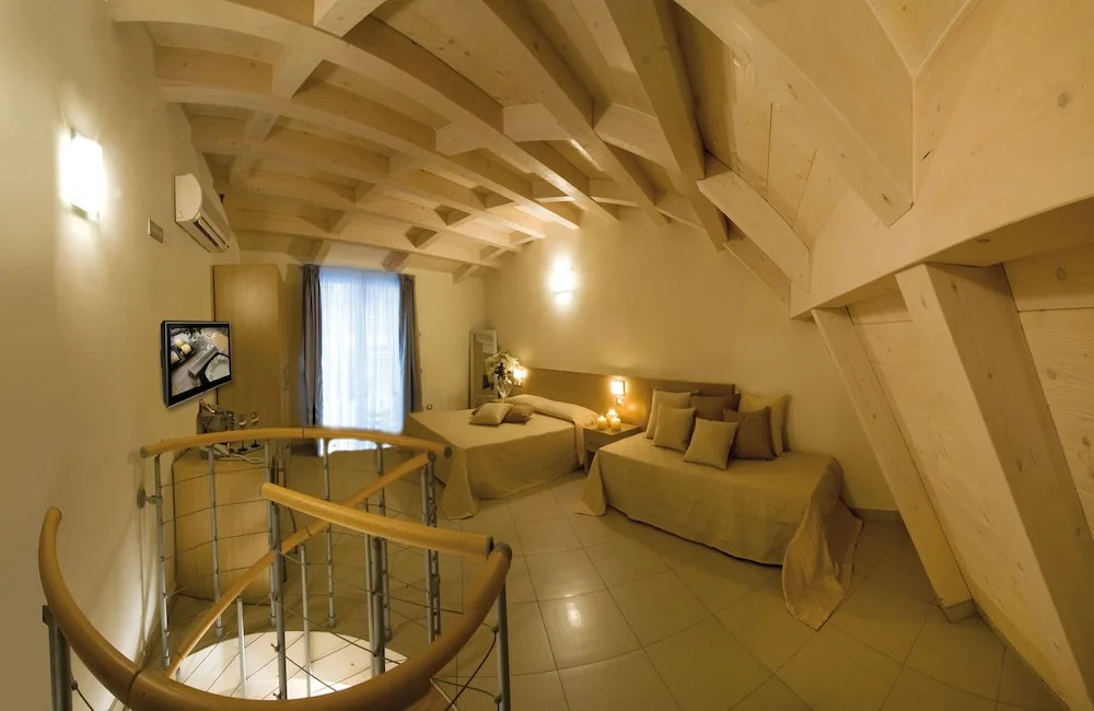 Hotel Continental & Residence