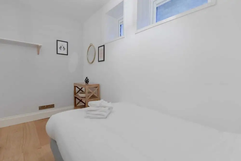 Newly Refurbished 2BD Flat - Wimbledon Village