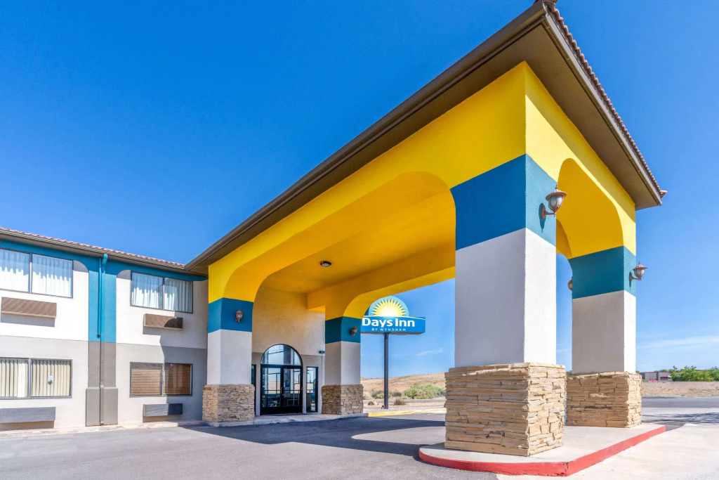 Days Inn by Wyndham Los Lunas