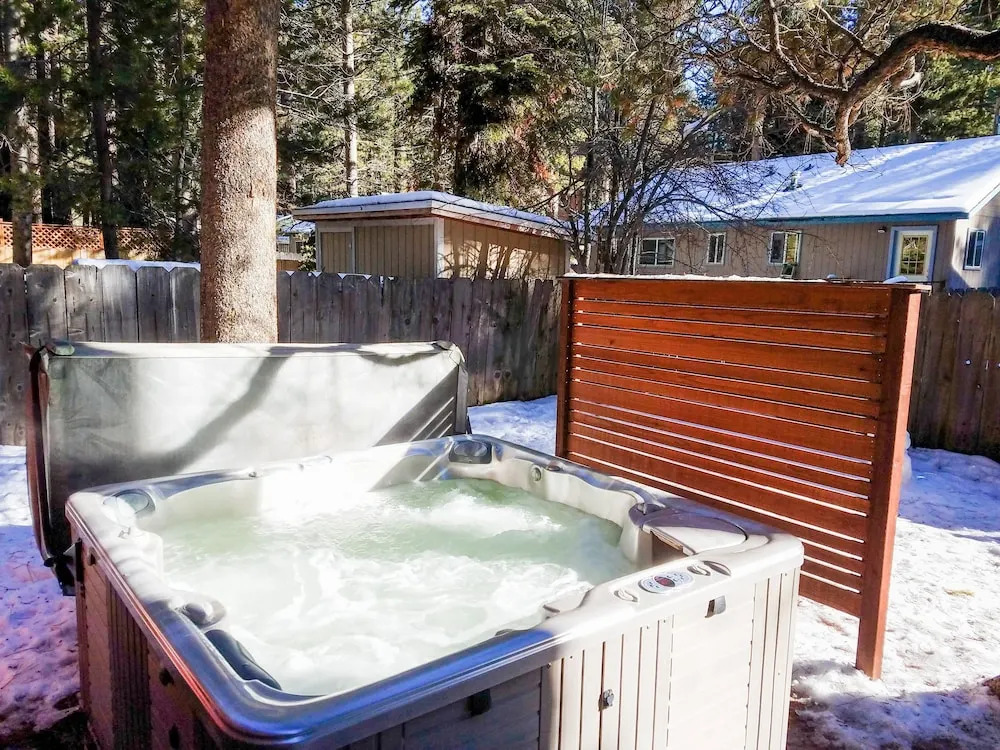2260 Arizona Avenue Home 4 Bedrooms 2 Bathrooms Home
