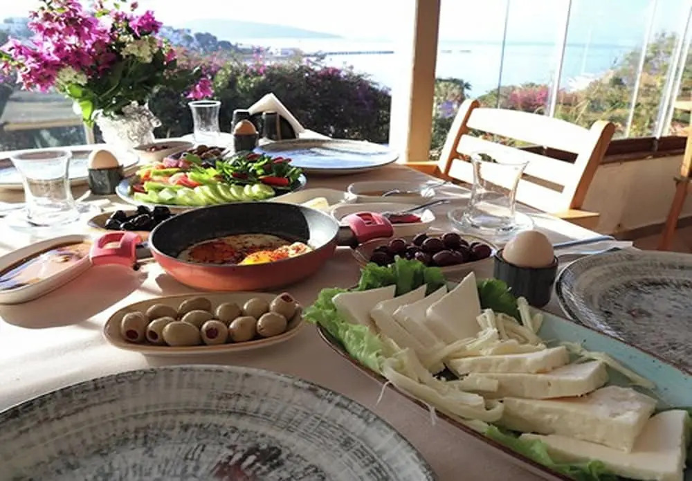 Dort Mevsim Pansiyon
