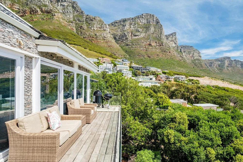 Stylish Camps Bay Home With Sea Views Beleza Villa