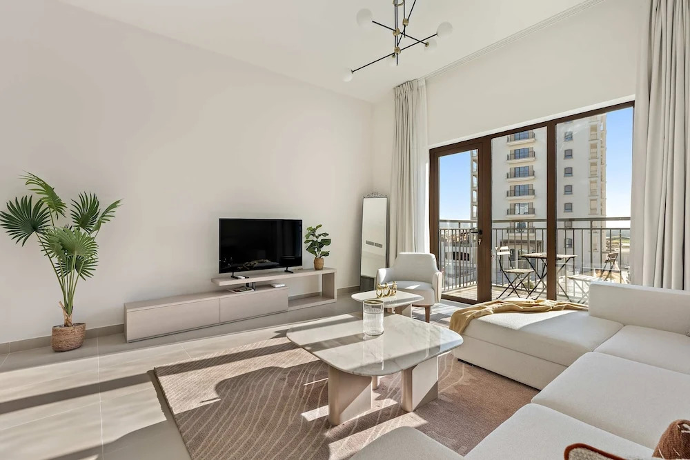 Silkhaus Premier 1BR Yas Golf Collection