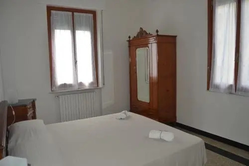 Guest House 2 Stars Finale Ligure