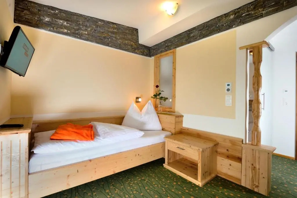 Lorenzer Schlafstubn/Haus Wanderl