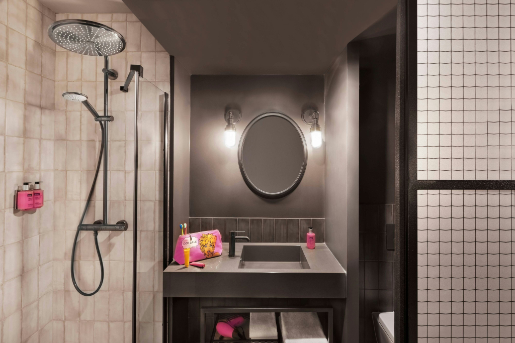Moxy Lille City