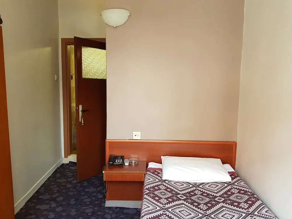 Ferah Otel