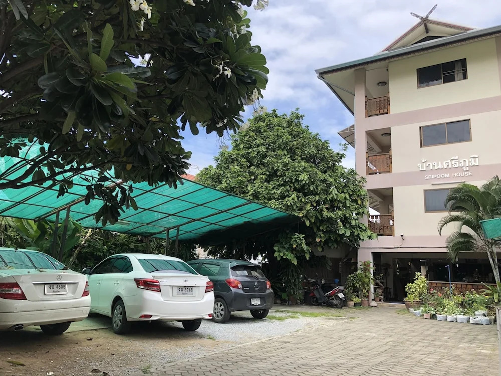 Sripoom House 1