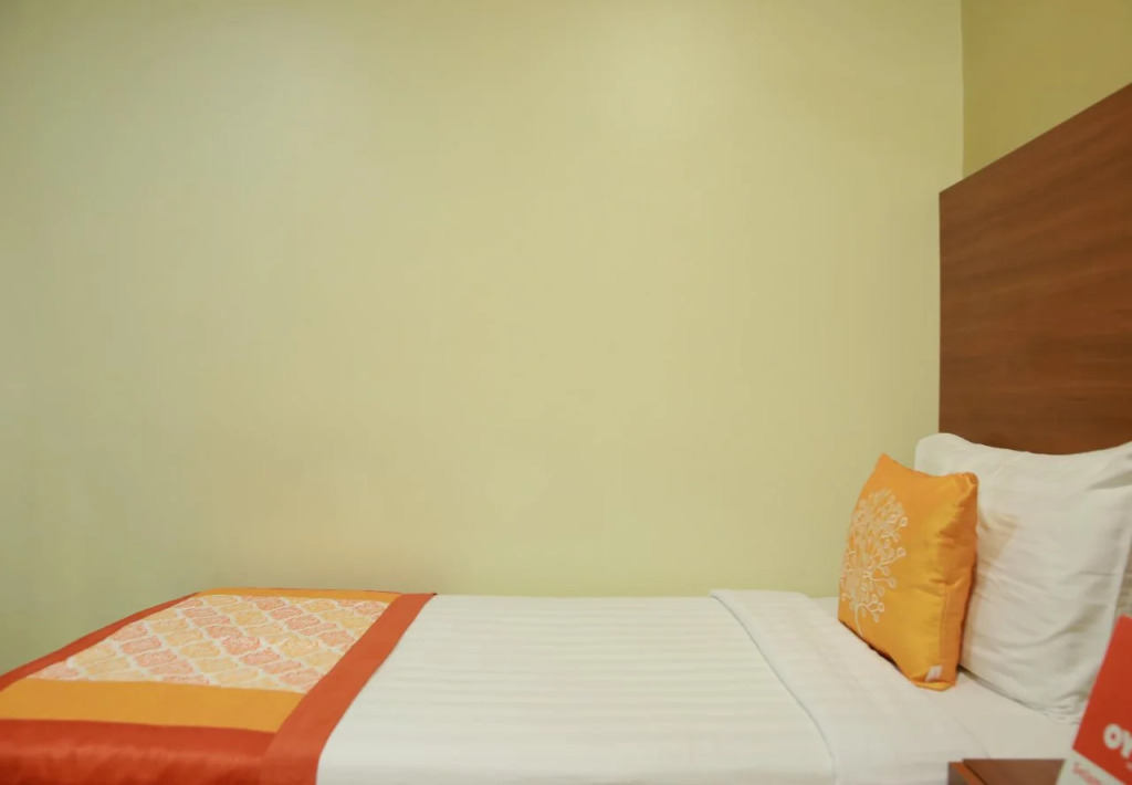 OYO 119 GDS Hotel