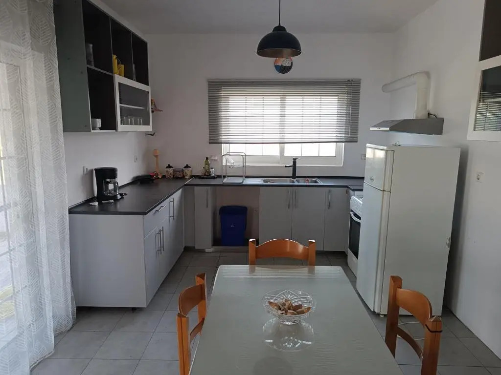 CAMARES HOUSE